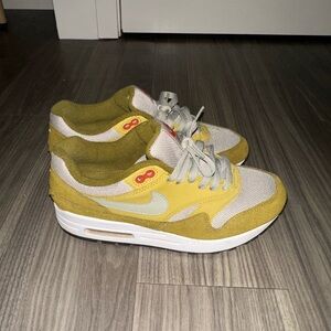 Nike Air Max Curry Pack